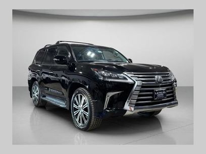 Used 2019 Lexus LX 570 4WD w/ Luxury Package