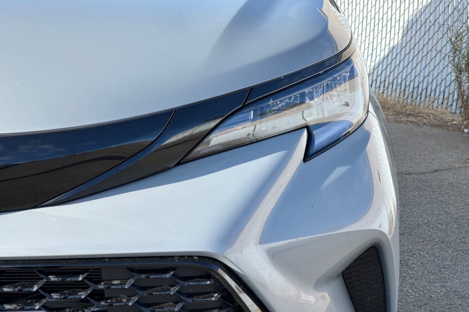 Used 2025 Toyota Sienna XSE w/ XSE Premium Package AWD/4WD image 14
