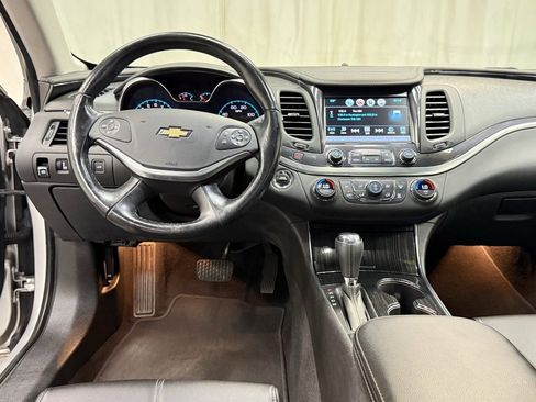 Used 2018 Chevrolet Impala LT image 28