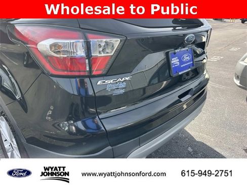 Used 2017 Ford Escape SE image 10