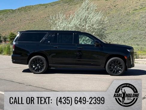 Used 2024 Cadillac Escalade ESV Sport Platinum w/ LPO, ONYX Package AWD/4WD image 6