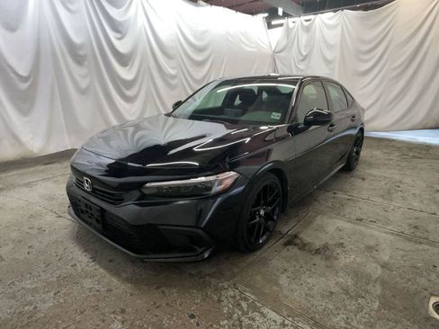 Certified 2024 Honda Civic Sport image 18