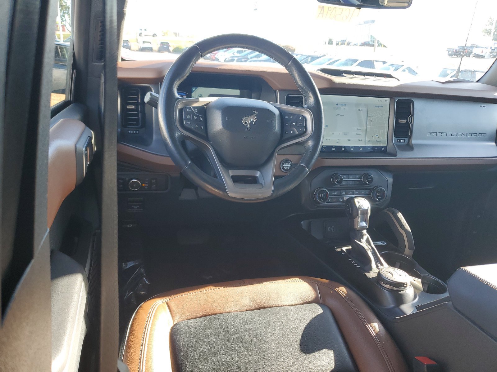 Used 2024 Ford Bronco Outer Banks w/ Sasquatch Package AWD/4WD image 10