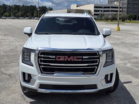 Used 2022 GMC Yukon XL SLT RWD image 2