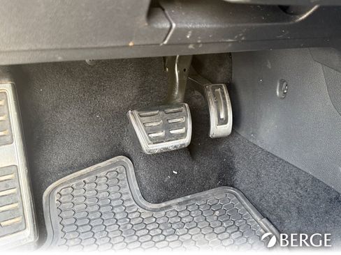 Used 2020 Volkswagen GTI Autobahn image 25