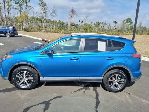 Used 2016 Toyota RAV4 XLE image 2