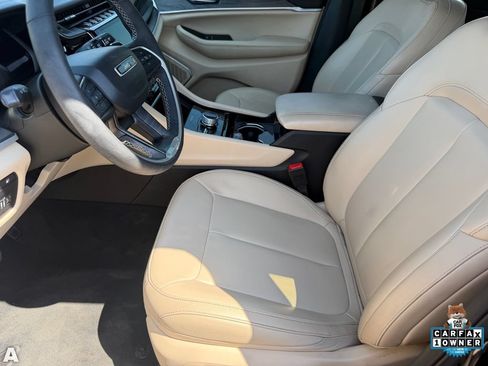 Used 2023 Jeep Grand Cherokee 4WD 4xe image 8