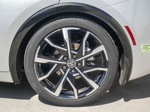 Certified 2023 Toyota Prius Prime FWD image 10