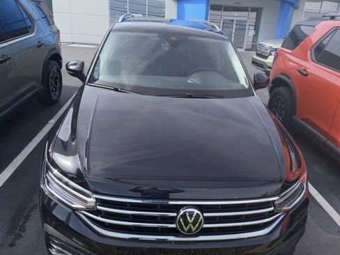 Used 2022 Volkswagen Tiguan SE image 22
