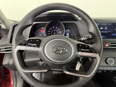 Used 2021 Hyundai Elantra SEL FWD image 20