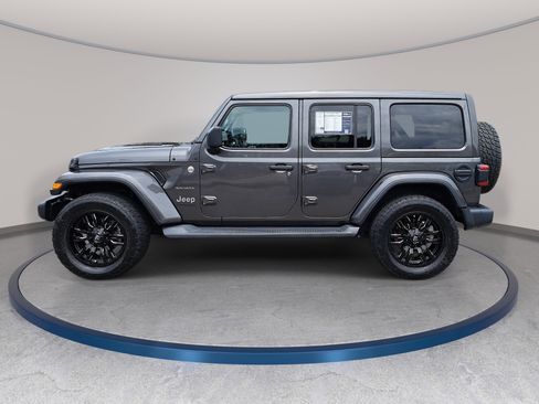 Used 2020 Jeep Wrangler Unlimited Sahara w/ Safety Group AWD/4WD image 8