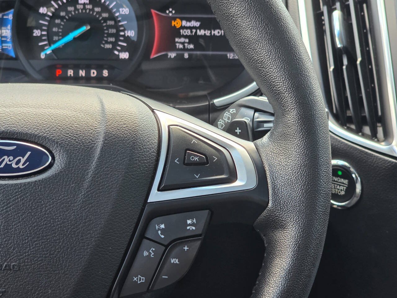 Used 2016 Ford Edge Titanium w/ Equipment Group 301A AWD/4WD image 14