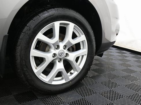 Used 2011 Nissan Rogue SV w/ SL Pkg image 31