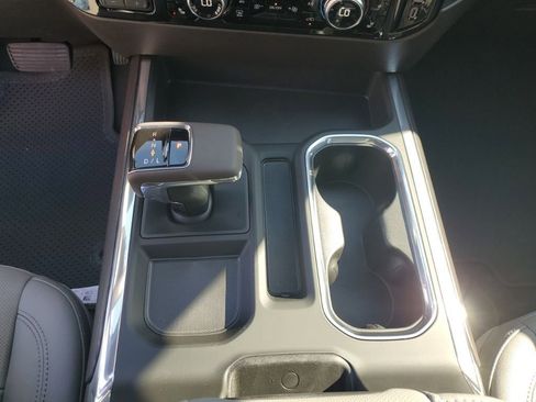 New 2026 GMC Sierra 1500 SLT image 37