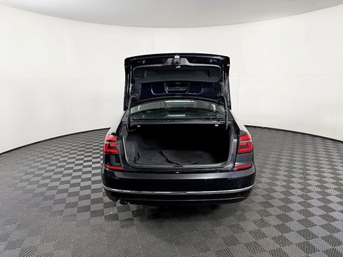 Used 2018 Volkswagen Passat 2.0T SE image 46