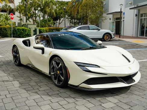 Used 2023 Ferrari SF90 Stradale AWD/4WD image 38