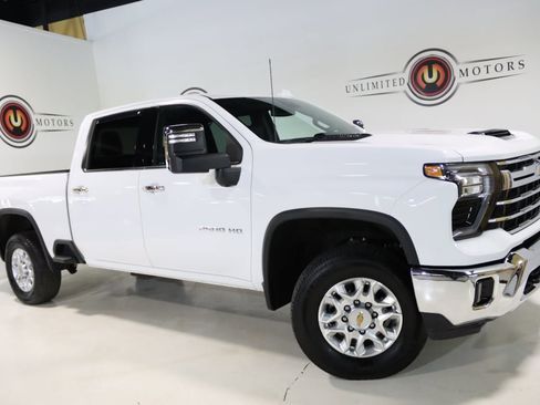 Used 2024 Chevrolet Silverado 2500 LTZ image 73