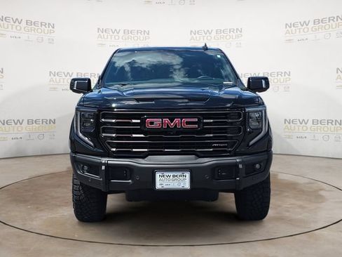 Used 2024 GMC Sierra 1500 AT4X AWD/4WD image 8