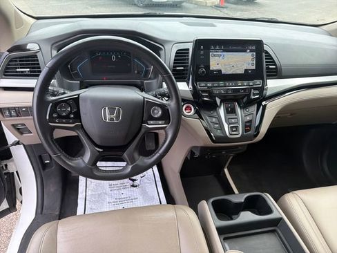 Used 2023 Honda Odyssey Touring image 12