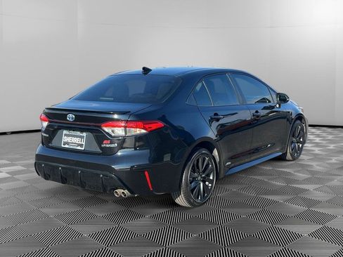 Used 2024 Toyota Corolla SE image 5