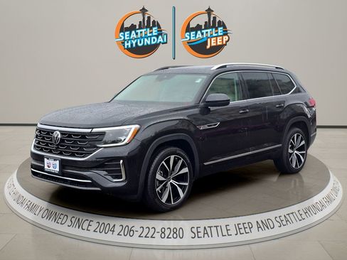 Used 2025 Volkswagen Atlas SEL Premium R-Line AWD/4WD image 1