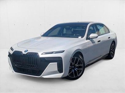 New 2025 BMW 750e xDrive w/ Premium Package