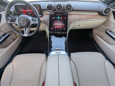 Used 2022 Mercedes-Benz C 300 Sedan image 5