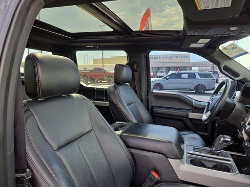 Used 2020 Ford F150 Lariat image 11