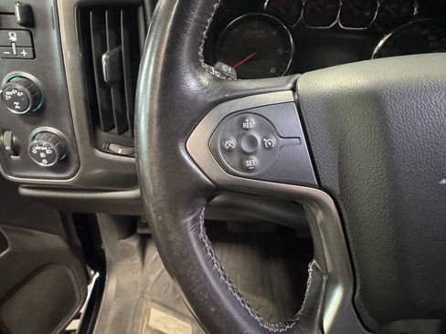 Used 2018 Chevrolet Silverado 1500 LT w/ All Star Edition image 19