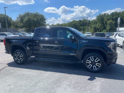 Certified 2023 GMC Sierra 1500 AT4 w/ AT4 Preferred Package AWD/4WD image 2