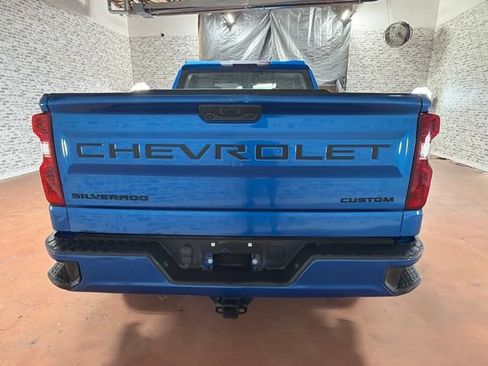 Used 2022 Chevrolet Silverado 1500 Custom w/ LPO, Dark Essentials Package AWD/4WD image 5