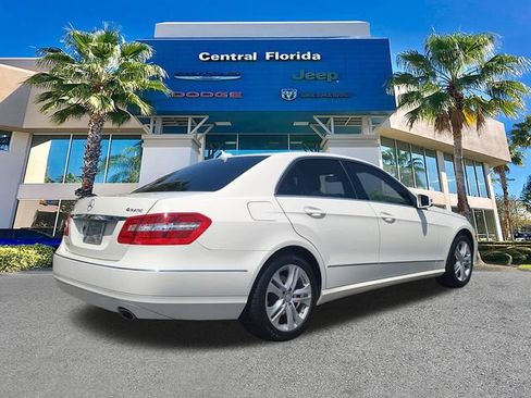 Used 2011 Mercedes-Benz E 350 4MATIC Sedan image 5