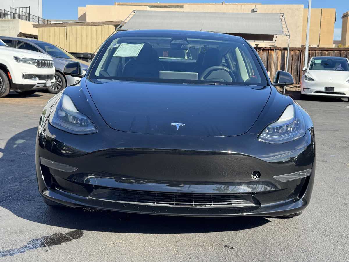 Used 2023 Tesla Model 3 Standard Range RWD image 4