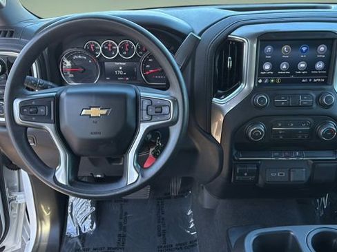 Used 2022 Chevrolet Silverado 2500 LT image 9