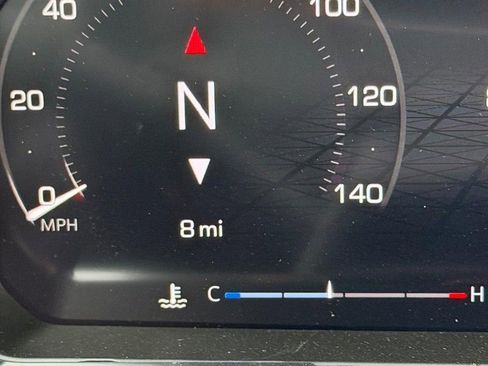 New 2026 GMC Sierra 1500 SLE w/ Preferred Package image 17