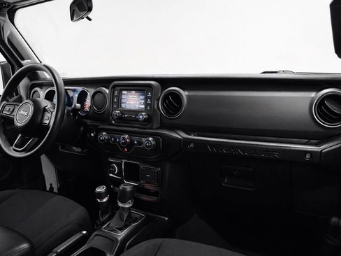 Used 2021 Jeep Wrangler Sport image 14