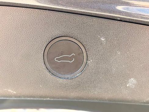 Used 2023 Tesla Model 3 Standard Range RWD image 11