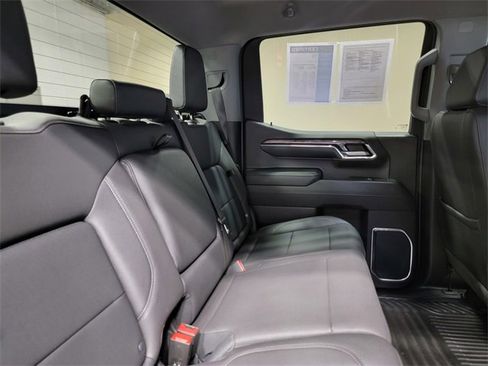 Certified 2024 Chevrolet Silverado 1500 LTZ image 15