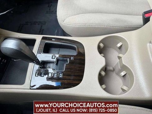 Used 2012 Hyundai Santa Fe GLS image 31