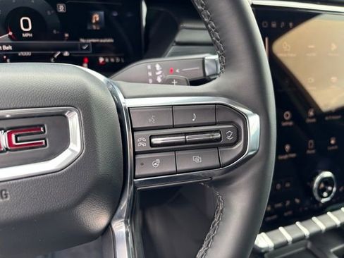 Certified 2025 GMC Acadia Elevation image 23