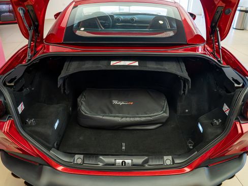 Used 2022 Ferrari Portofino M RWD image 26