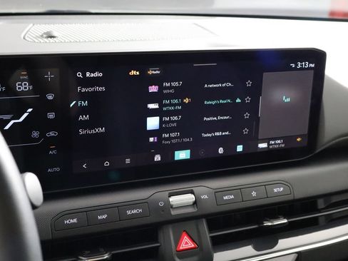 Used 2025 Kia K4 EX FWD image 32