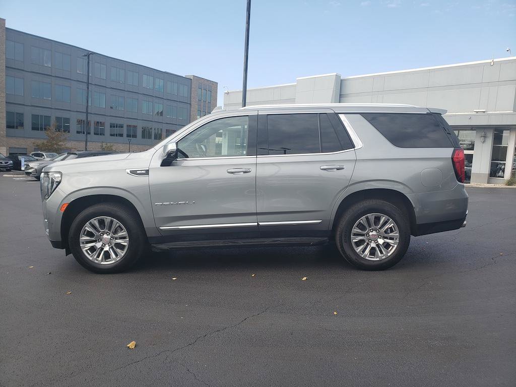 Used 2023 GMC Yukon Denali RWD image 4