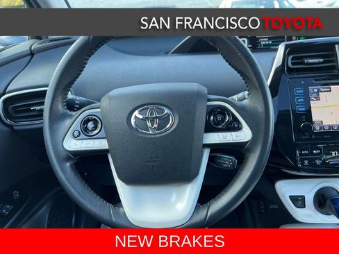 Used 2016 Toyota Prius Four image 30