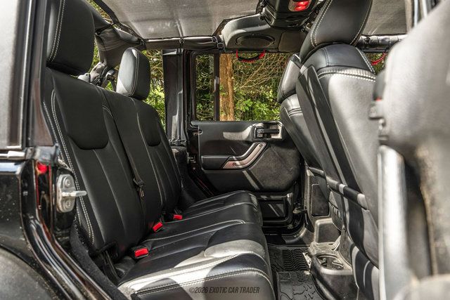 Used 2014 Jeep Wrangler Unlimited Rubicon AWD/4WD image 60