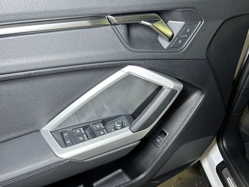 Used 2025 Audi Q3 2.0T Premium AWD/4WD image 22