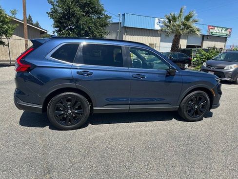 Used 2023 Honda CR-V Sport Touring image 11
