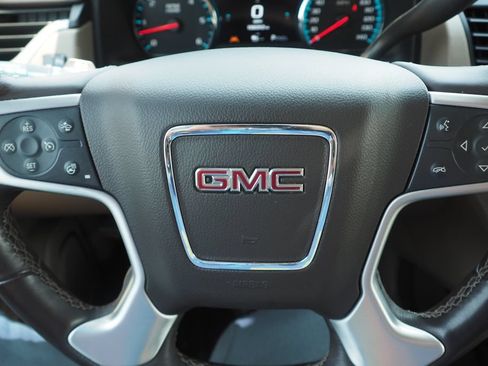 Used 2017 GMC Yukon SLT w/ HD Trailering Package AWD/4WD image 32