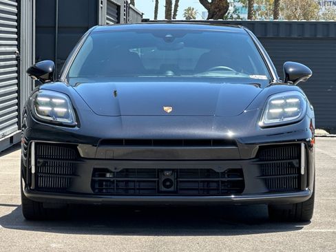Used 2026 Porsche Panamera image 11