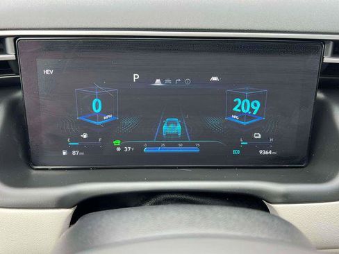 Used 2024 Hyundai Tucson Limited image 24